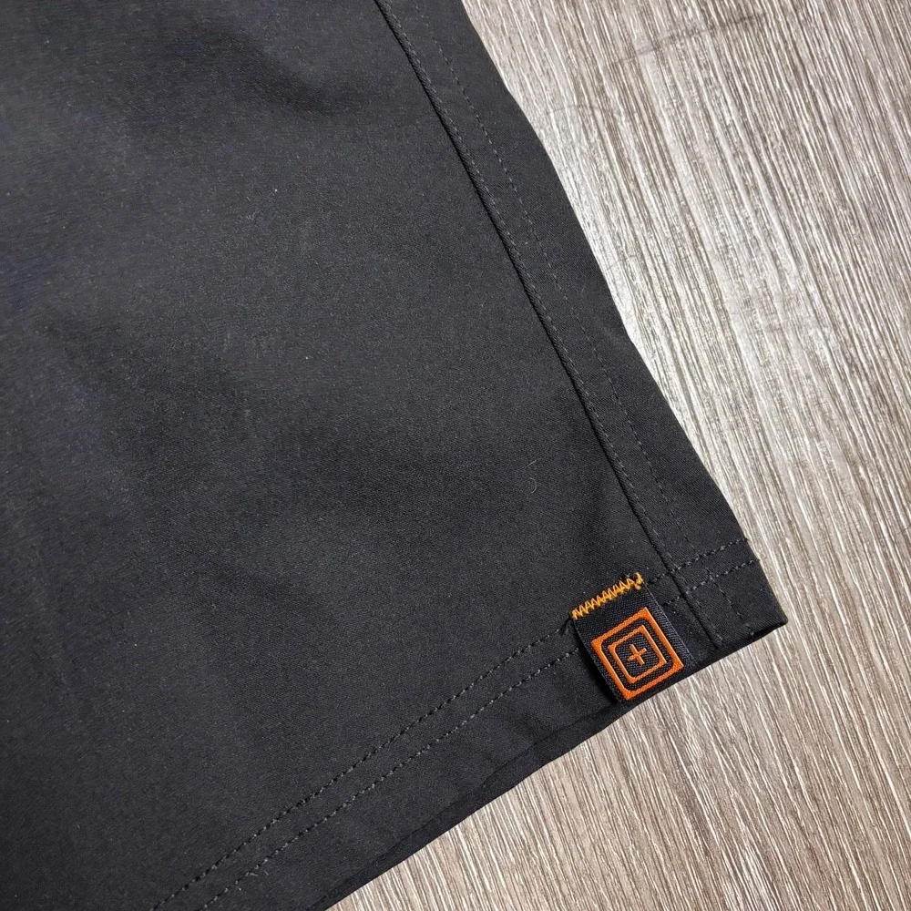 5.11 Tactical Shorts Mens‎ 44 Black Vaporlite Performance Stretch Pockets 73331